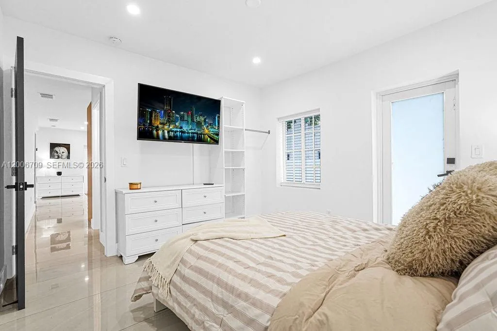 570 Nw 48th St, Miami, Florida 33127, Miami, Florida 33127, 3 Bedrooms Bedrooms, ,2 BathroomsBathrooms,Residential,For Sale,570 Nw 48th St, Miami, Florida 33127,A12006709