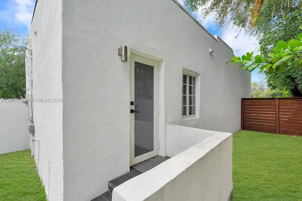 570 Nw 48th St, Miami, Florida 33127, Miami, Florida 33127, 3 Bedrooms Bedrooms, ,2 BathroomsBathrooms,Residential,For Sale,570 Nw 48th St, Miami, Florida 33127,A12006709