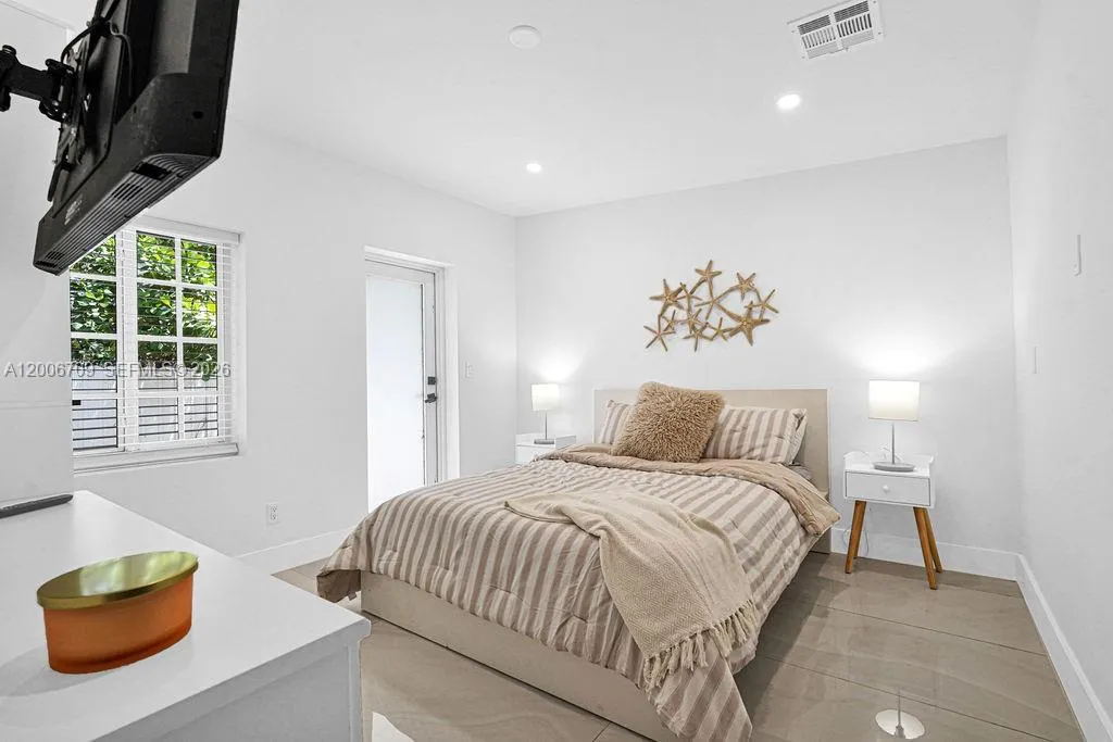 570 Nw 48th St, Miami, Florida 33127, Miami, Florida 33127, 3 Bedrooms Bedrooms, ,2 BathroomsBathrooms,Residential,For Sale,570 Nw 48th St, Miami, Florida 33127,A12006709
