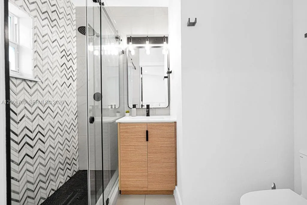 570 Nw 48th St, Miami, Florida 33127, Miami, Florida 33127, 3 Bedrooms Bedrooms, ,2 BathroomsBathrooms,Residential,For Sale,570 Nw 48th St, Miami, Florida 33127,A12006709