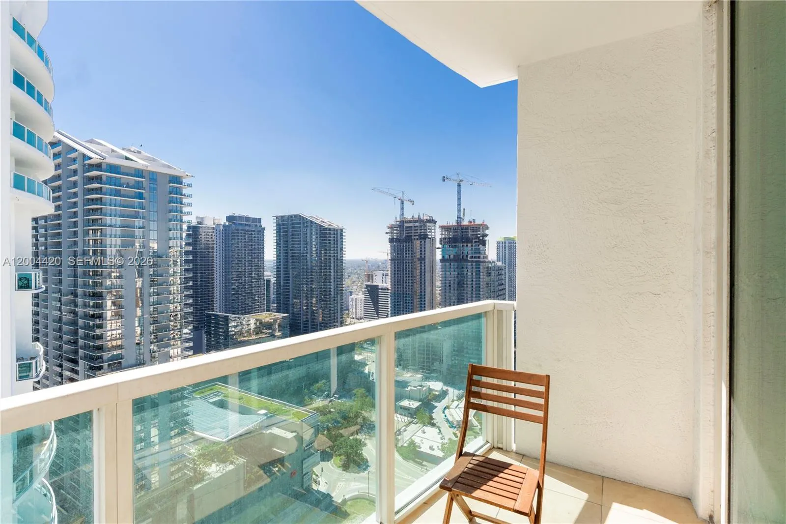 31 Se 5th St 4121, Miami, Florida 33131, Miami, Florida 33131, 3 Bedrooms Bedrooms, ,2 BathroomsBathrooms,Residential Lease,For Rent,31 Se 5th St 4121, Miami, Florida 33131,A12004420