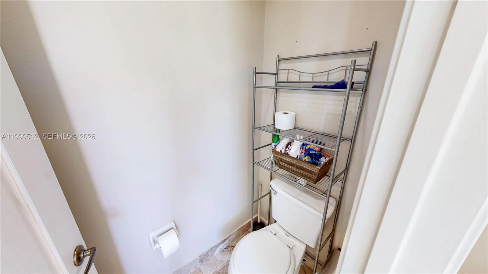 2215 Portofino Ave, Homestead, Florida 33033, Homestead, Florida 33033, 7 Bedrooms Bedrooms, ,3 BathroomsBathrooms,Residential,For Sale,2215 Portofino Ave, Homestead, Florida 33033,A11999512