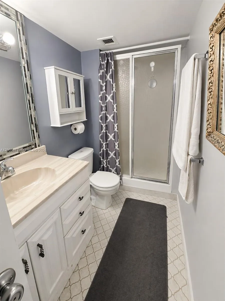 13499 Biscayne Blvd 809, North Miami, Florida 3318, North Miami, Florida 33181, 2 Bedrooms Bedrooms, ,2 BathroomsBathrooms,Residential,For Sale,13499 Biscayne Blvd 809, North Miami, Florida 3318,A12005977