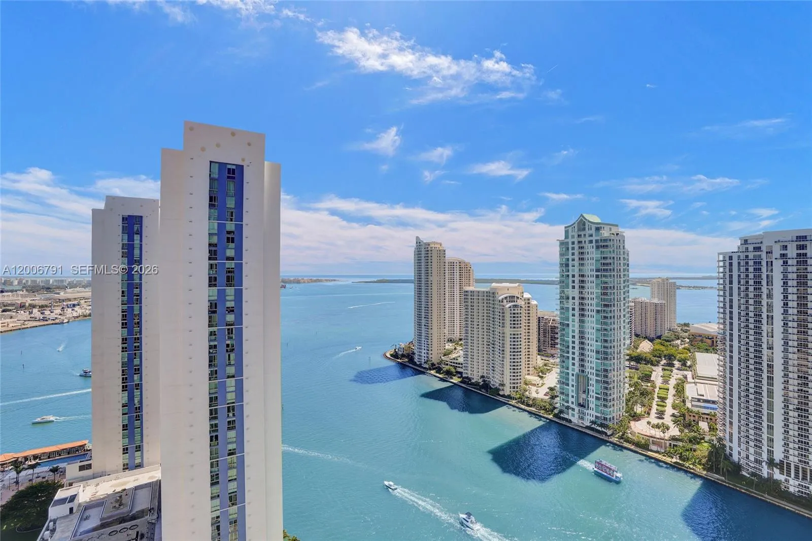 300 S Biscayne Blvd T-3216, Miami, Florida 33131, Miami, Florida 33131, 2 Bedrooms Bedrooms, ,2 BathroomsBathrooms,Residential,For Sale,300 S Biscayne Blvd T-3216, Miami, Florida 33131,A12006791