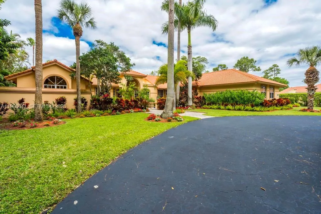 5328 E Leitner Dr, Coral Springs, Florida 33067, Coral Springs, Florida 33067, 6 Bedrooms Bedrooms, ,5 BathroomsBathrooms,Residential,For Sale,5328 E Leitner Dr, Coral Springs, Florida 33067,A11996311