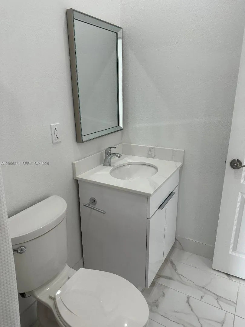 Miami, Florida 33186, ,1 BathroomBathrooms,Residential Lease,For Rent,A12006823