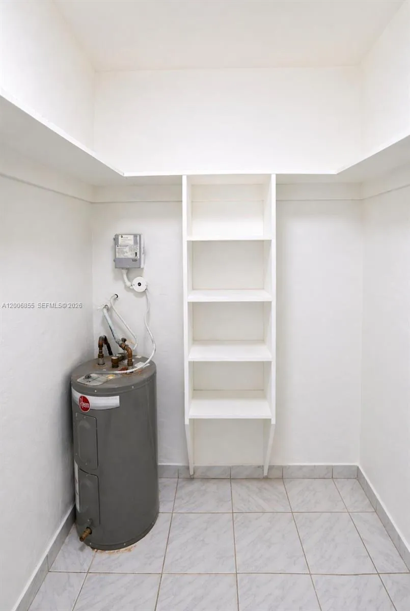 7155 W 14th Ct 16, Hialeah, Florida 33014, Hialeah, Florida 33014, 1 Bedroom Bedrooms, ,1 BathroomBathrooms,Residential Lease,For Rent,7155 W 14th Ct 16, Hialeah, Florida 33014,A12006855