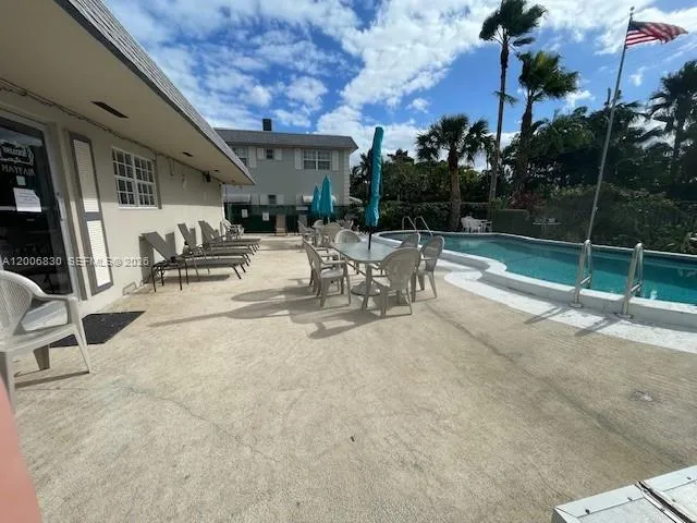 1560 Mckinley St 101w, Hollywood, Florida 33020, Hollywood, Florida 33020, 2 Bedrooms Bedrooms, ,2 BathroomsBathrooms,Residential Lease,For Rent,1560 Mckinley St 101w, Hollywood, Florida 33020,A12006830