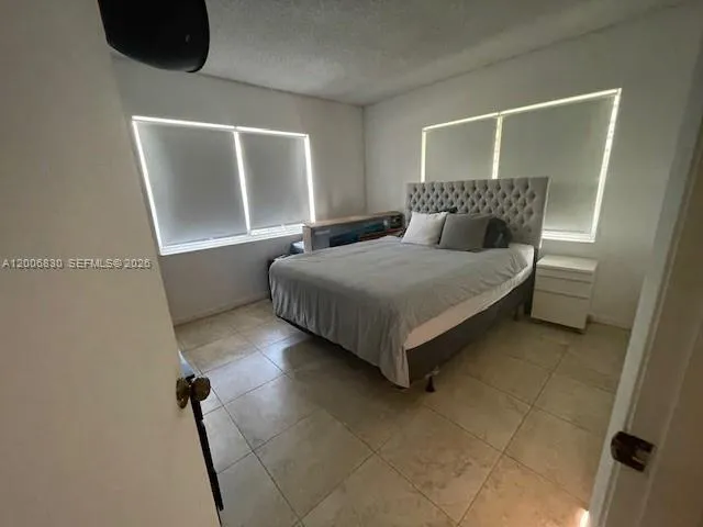 1560 Mckinley St 101w, Hollywood, Florida 33020, Hollywood, Florida 33020, 2 Bedrooms Bedrooms, ,2 BathroomsBathrooms,Residential Lease,For Rent,1560 Mckinley St 101w, Hollywood, Florida 33020,A12006830