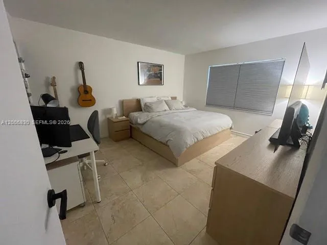 1560 Mckinley St 101w, Hollywood, Florida 33020, Hollywood, Florida 33020, 2 Bedrooms Bedrooms, ,2 BathroomsBathrooms,Residential Lease,For Rent,1560 Mckinley St 101w, Hollywood, Florida 33020,A12006830