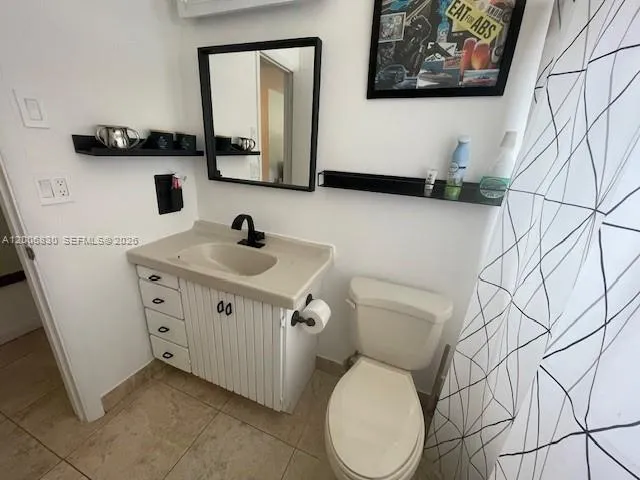 1560 Mckinley St 101w, Hollywood, Florida 33020, Hollywood, Florida 33020, 2 Bedrooms Bedrooms, ,2 BathroomsBathrooms,Residential Lease,For Rent,1560 Mckinley St 101w, Hollywood, Florida 33020,A12006830
