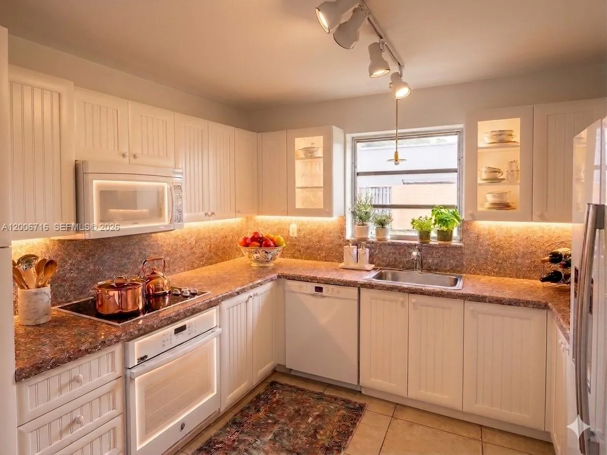 3831 E 10th Ave, Hialeah, Florida 33013, Hialeah, Florida 33013, 3 Bedrooms Bedrooms, ,2 BathroomsBathrooms,Residential,For Sale,3831 E 10th Ave, Hialeah, Florida 33013,A12006716