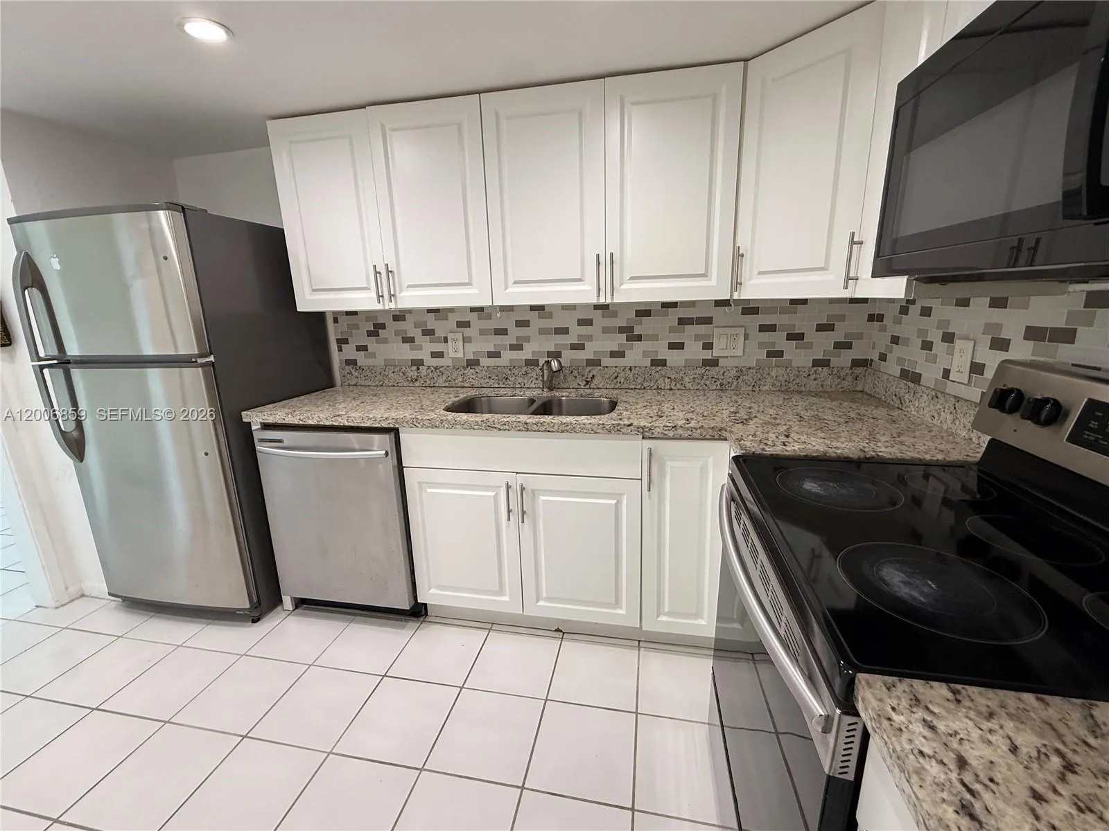 400 Kings Point Dr 608, Sunny Isles Beach, Florida, Sunny Isles Beach, Florida 33160, 1 Bedroom Bedrooms, ,1 BathroomBathrooms,Residential,For Sale,400 Kings Point Dr 608, Sunny Isles Beach, Florida,A12006859