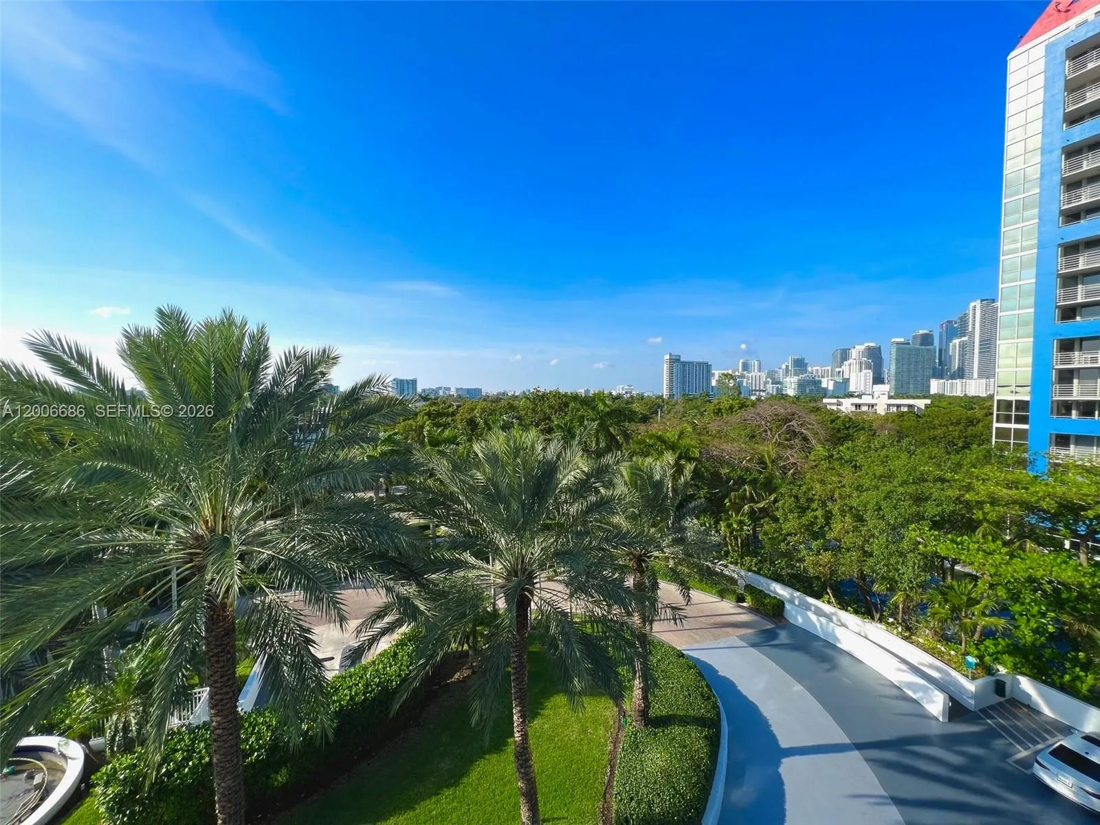 2101 Brickell Ave 401, Miami, Florida 33129, Miami, Florida 33129, 2 Bedrooms Bedrooms, ,2 BathroomsBathrooms,Residential Lease,For Rent,2101 Brickell Ave 401, Miami, Florida 33129,A12006686