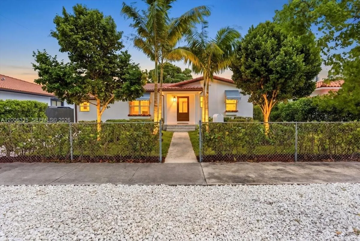 151 Sw 51st Ct, Miami, Florida 33134, Miami, Florida 33134, 3 Bedrooms Bedrooms, ,2 BathroomsBathrooms,Residential,For Sale,151 Sw 51st Ct, Miami, Florida 33134,A12006325