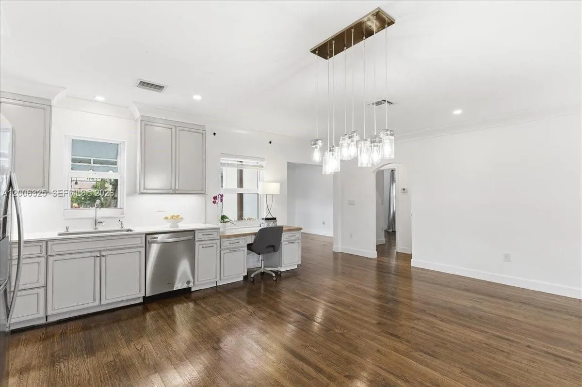 151 Sw 51st Ct, Miami, Florida 33134, Miami, Florida 33134, 3 Bedrooms Bedrooms, ,2 BathroomsBathrooms,Residential,For Sale,151 Sw 51st Ct, Miami, Florida 33134,A12006325