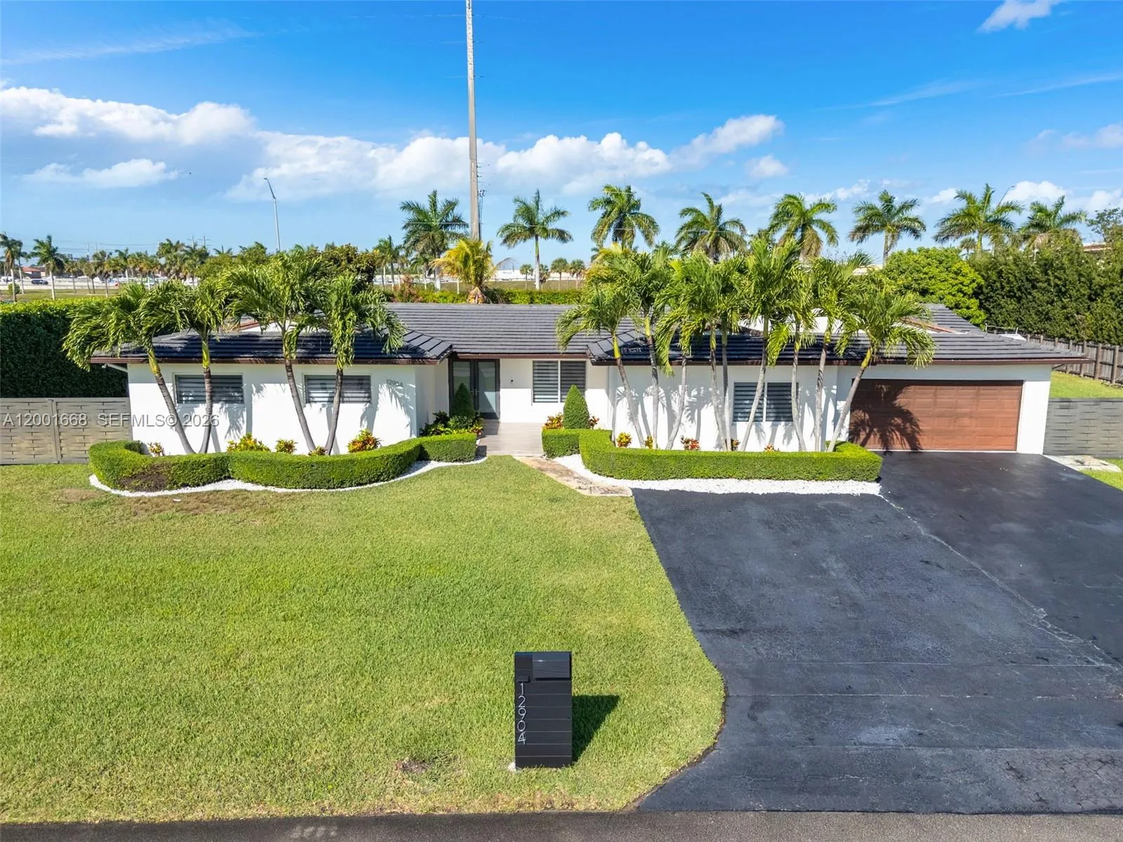 12904 Sw 116th Ct, Miami, Florida 33176, Miami, Florida 33176, 5 Bedrooms Bedrooms, ,3 BathroomsBathrooms,Residential,For Sale,12904 Sw 116th Ct, Miami, Florida 33176,A12001668