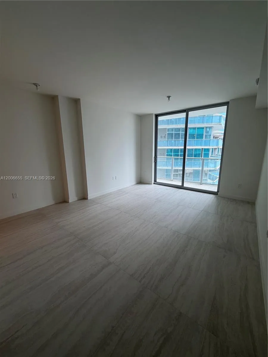 77 Se 5 Street 1904, Miami, Florida 33131, Miami, Florida 33131, ,1 BathroomBathrooms,Residential Lease,For Rent,77 Se 5 Street 1904, Miami, Florida 33131,A12006655