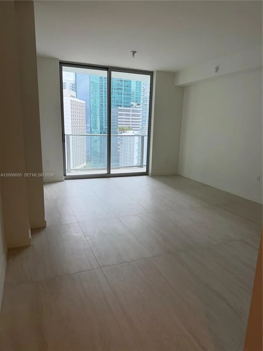 77 Se 5 Street 1904, Miami, Florida 33131, Miami, Florida 33131, ,1 BathroomBathrooms,Residential Lease,For Rent,77 Se 5 Street 1904, Miami, Florida 33131,A12006655