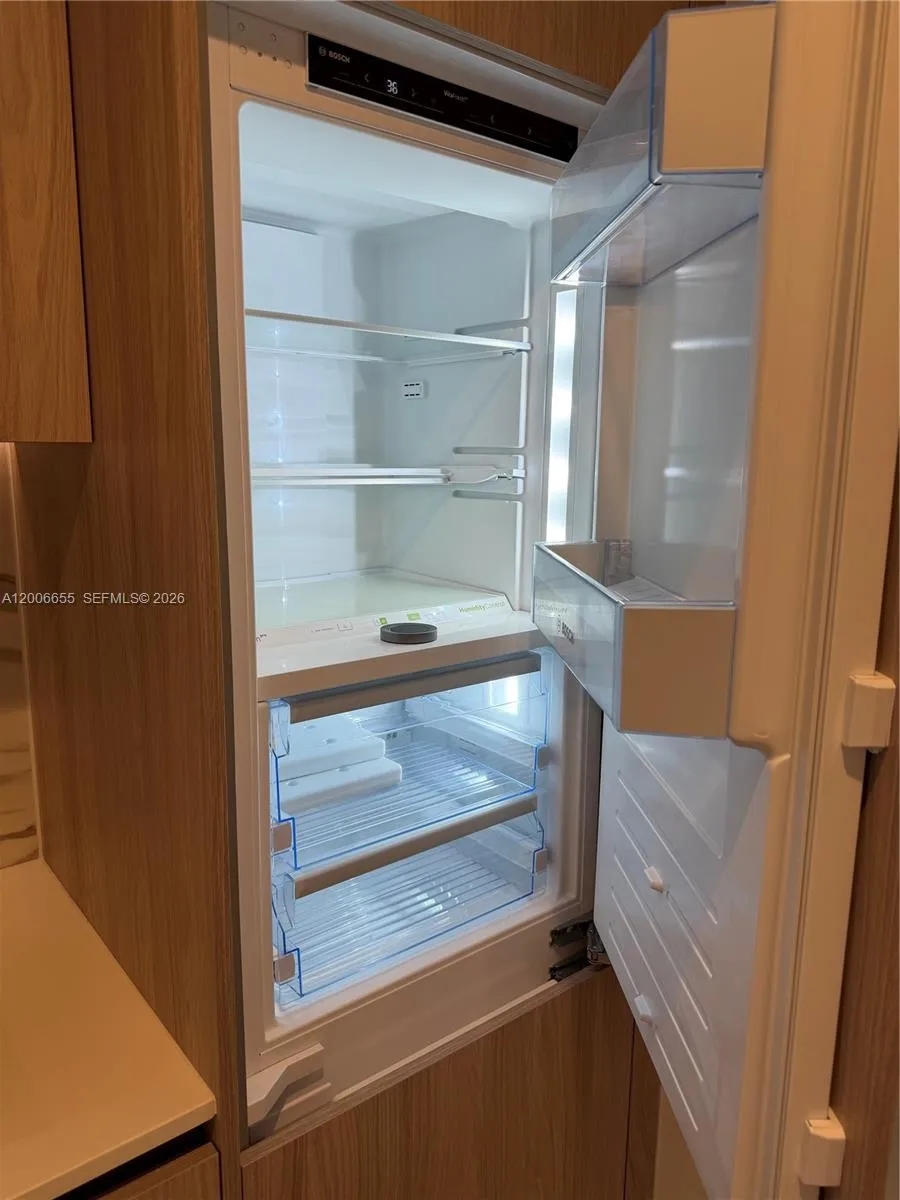 77 Se 5 Street 1904, Miami, Florida 33131, Miami, Florida 33131, ,1 BathroomBathrooms,Residential Lease,For Rent,77 Se 5 Street 1904, Miami, Florida 33131,A12006655