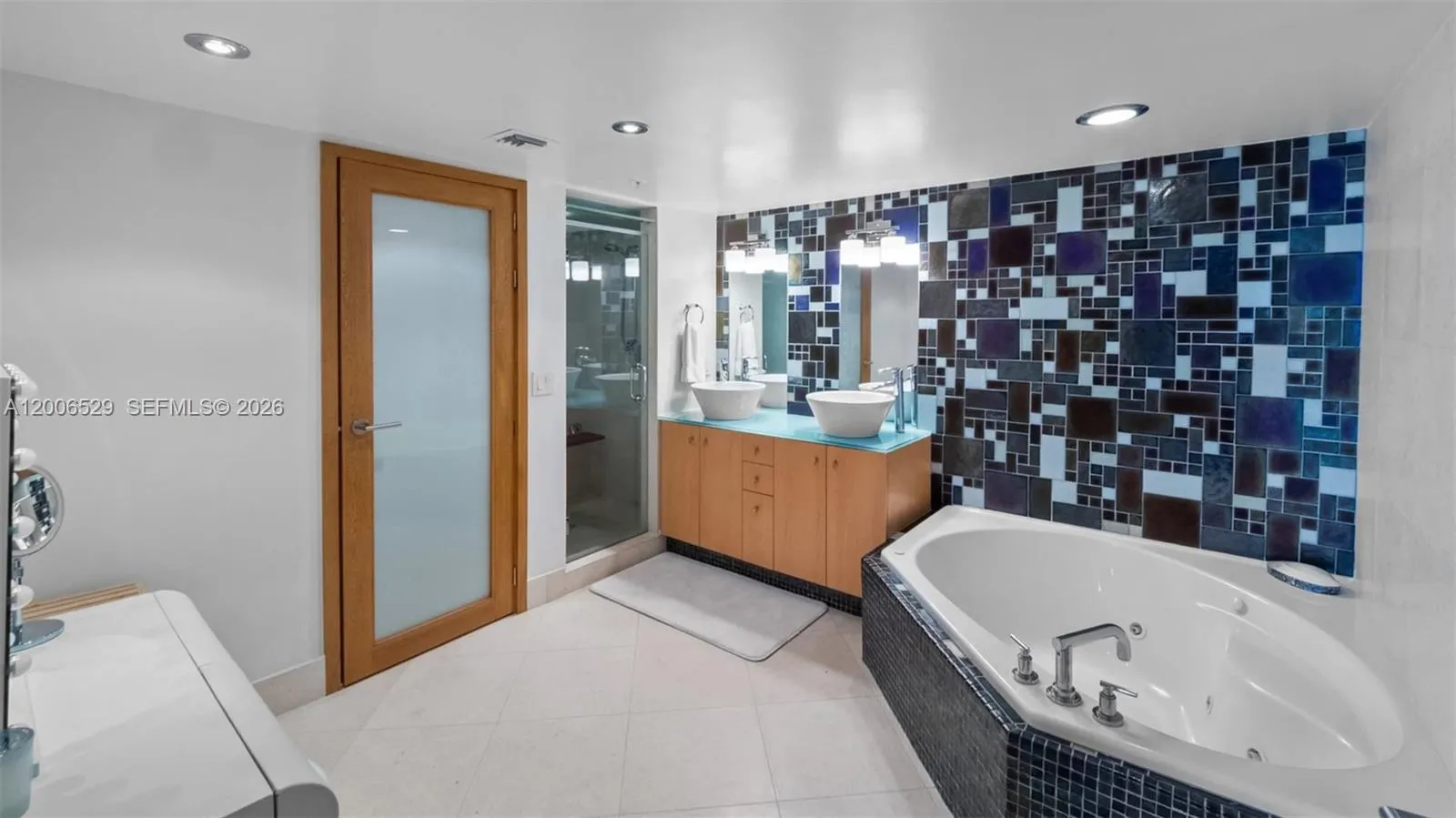 1900 Sunset Harbour Dr 2008, Miami Beach, Florida, Miami Beach, Florida 33139, 3 Bedrooms Bedrooms, ,2 BathroomsBathrooms,Residential,For Sale,1900 Sunset Harbour Dr 2008, Miami Beach, Florida ,A12006529