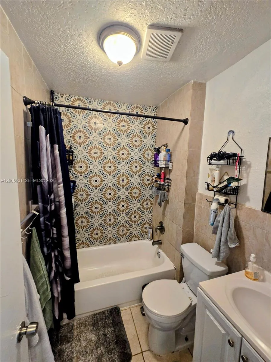 2837 Nw 9th Ct, Fort Lauderdale, Florida 33311, Fort Lauderdale, Florida 33311, 3 Bedrooms Bedrooms, ,2 BathroomsBathrooms,Residential,For Sale,2837 Nw 9th Ct, Fort Lauderdale, Florida 33311,A12006901
