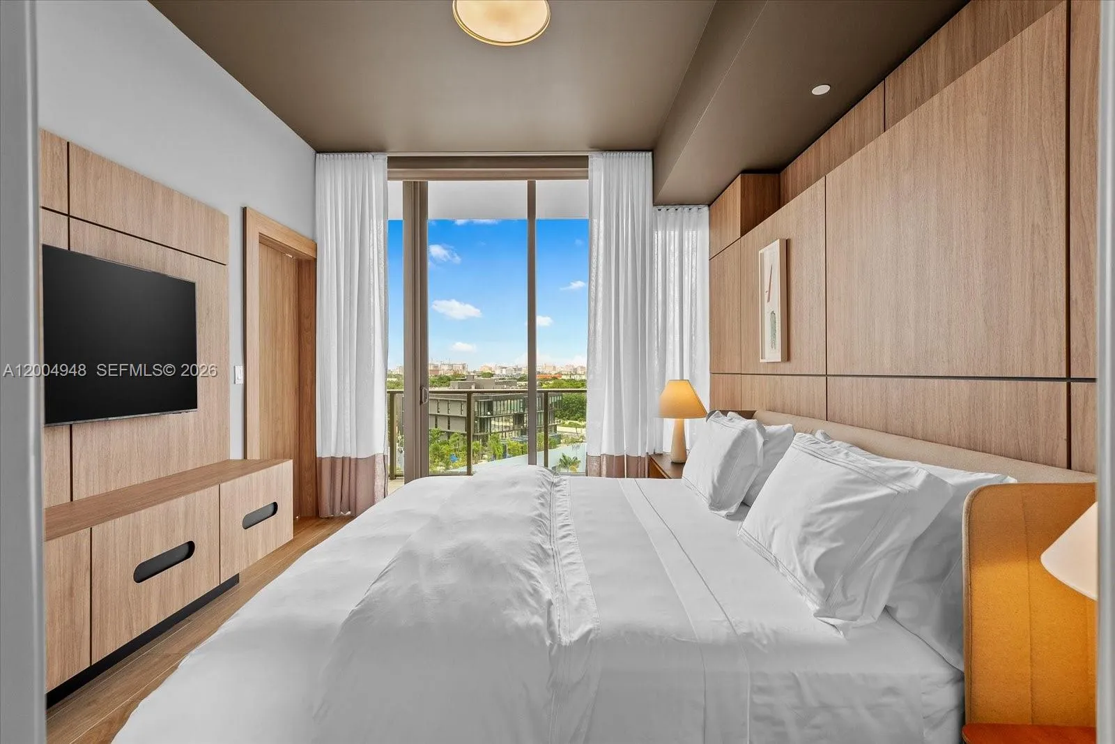 2678 Tigertail Ave 701, Miami, Florida 33133, Miami, Florida 33133, 3 Bedrooms Bedrooms, ,3 BathroomsBathrooms,Residential,For Sale,2678 Tigertail Ave 701, Miami, Florida 33133,A12004948