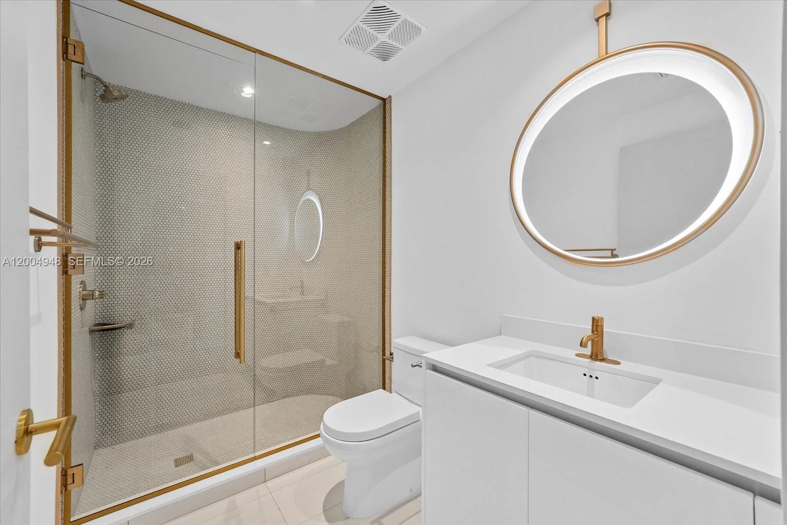 2678 Tigertail Ave 701, Miami, Florida 33133, Miami, Florida 33133, 3 Bedrooms Bedrooms, ,3 BathroomsBathrooms,Residential,For Sale,2678 Tigertail Ave 701, Miami, Florida 33133,A12004948