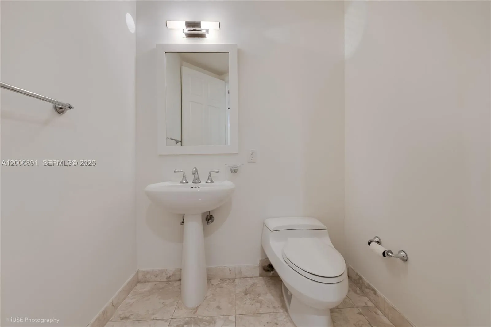 13643 Deering Bay Dr 146, Coral Gables, Florida 33, Coral Gables, Florida 33158, 3 Bedrooms Bedrooms, ,2 BathroomsBathrooms,Residential,For Sale,13643 Deering Bay Dr 146, Coral Gables, Florida 33,A12006891