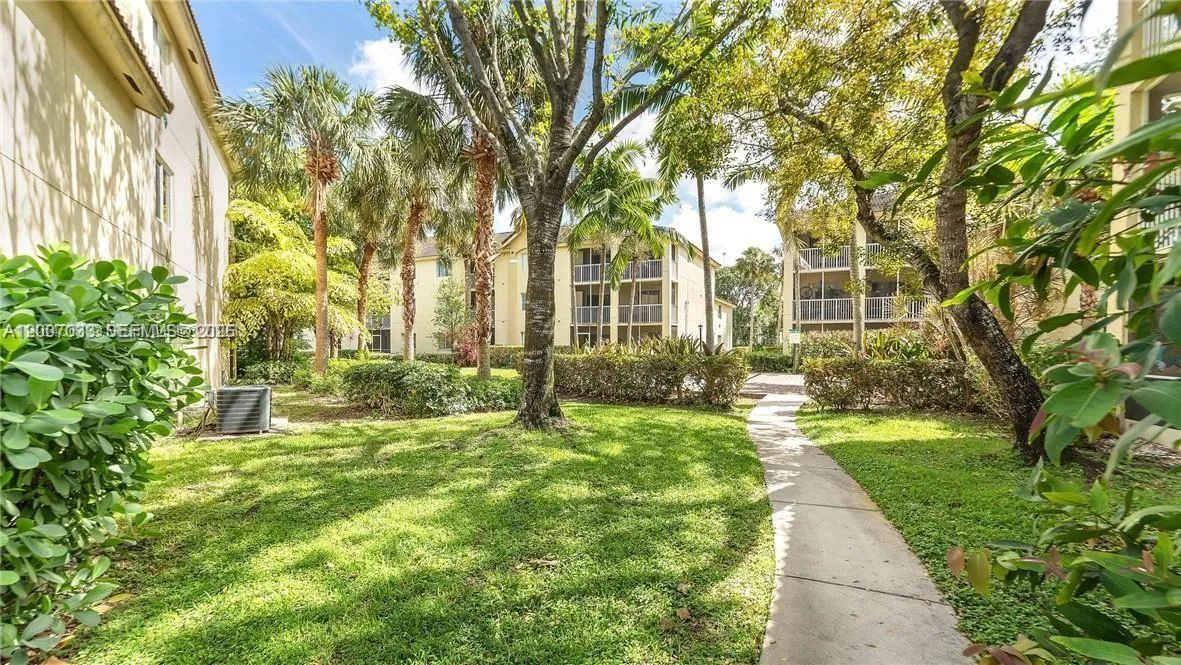 450 S Park Rd 5-307, Hollywood, Florida 33021, Hollywood, Florida 33021, 3 Bedrooms Bedrooms, ,2 BathroomsBathrooms,Residential Lease,For Rent,450 S Park Rd 5-307, Hollywood, Florida 33021,A12007033