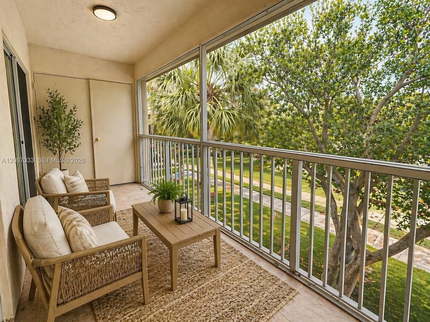 450 S Park Rd 5-307, Hollywood, Florida 33021, Hollywood, Florida 33021, 3 Bedrooms Bedrooms, ,2 BathroomsBathrooms,Residential Lease,For Rent,450 S Park Rd 5-307, Hollywood, Florida 33021,A12007033