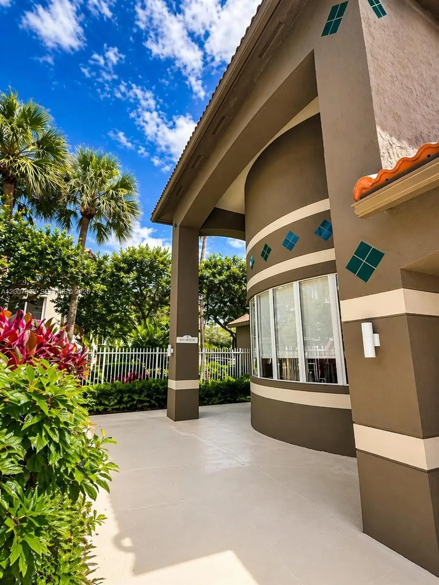 450 S Park Rd 5-307, Hollywood, Florida 33021, Hollywood, Florida 33021, 3 Bedrooms Bedrooms, ,2 BathroomsBathrooms,Residential Lease,For Rent,450 S Park Rd 5-307, Hollywood, Florida 33021,A12007033