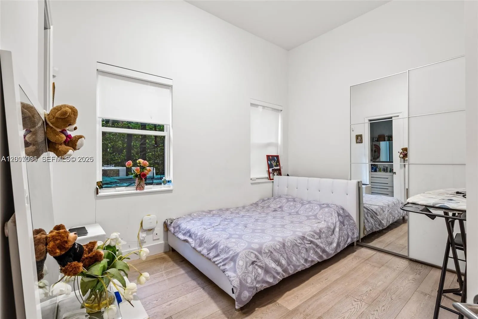 1260 Harbor Ct, Hollywood, Florida 33019, Hollywood, Florida 33019, 6 Bedrooms Bedrooms, ,6 BathroomsBathrooms,Residential,For Sale,1260 Harbor Ct, Hollywood, Florida 33019,A12007036