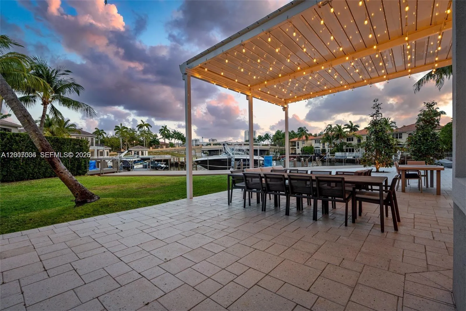 1260 Harbor Ct, Hollywood, Florida 33019, Hollywood, Florida 33019, 6 Bedrooms Bedrooms, ,6 BathroomsBathrooms,Residential,For Sale,1260 Harbor Ct, Hollywood, Florida 33019,A12007036