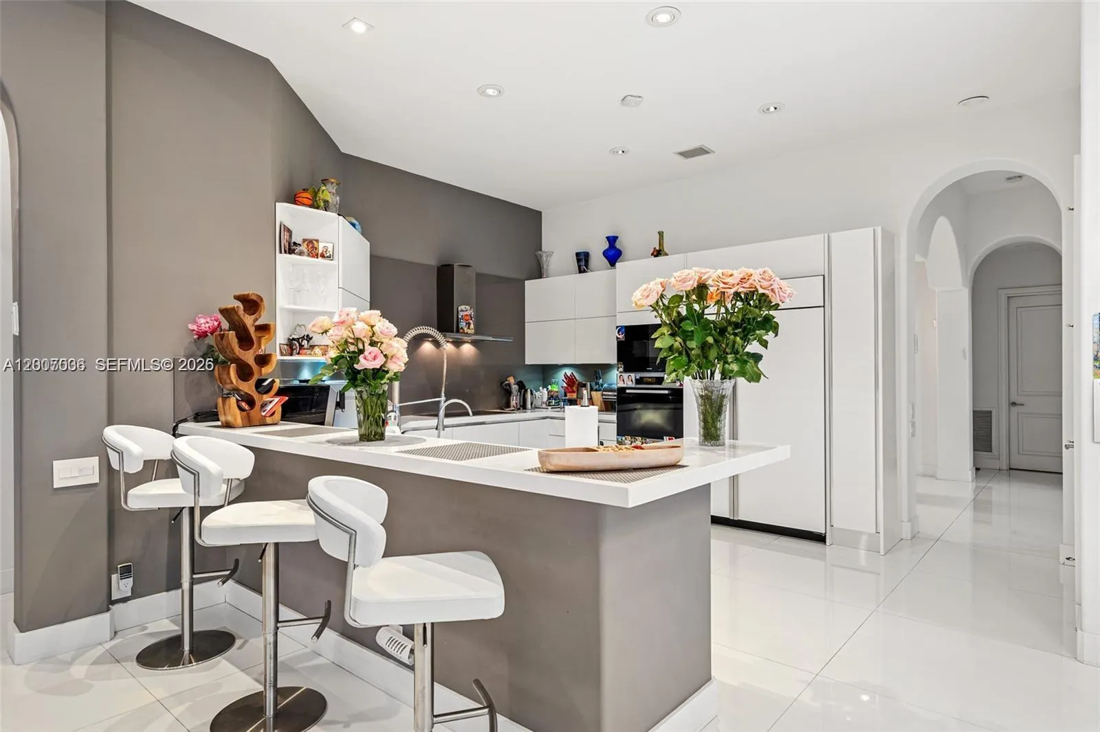 1260 Harbor Ct, Hollywood, Florida 33019, Hollywood, Florida 33019, 6 Bedrooms Bedrooms, ,6 BathroomsBathrooms,Residential,For Sale,1260 Harbor Ct, Hollywood, Florida 33019,A12007036