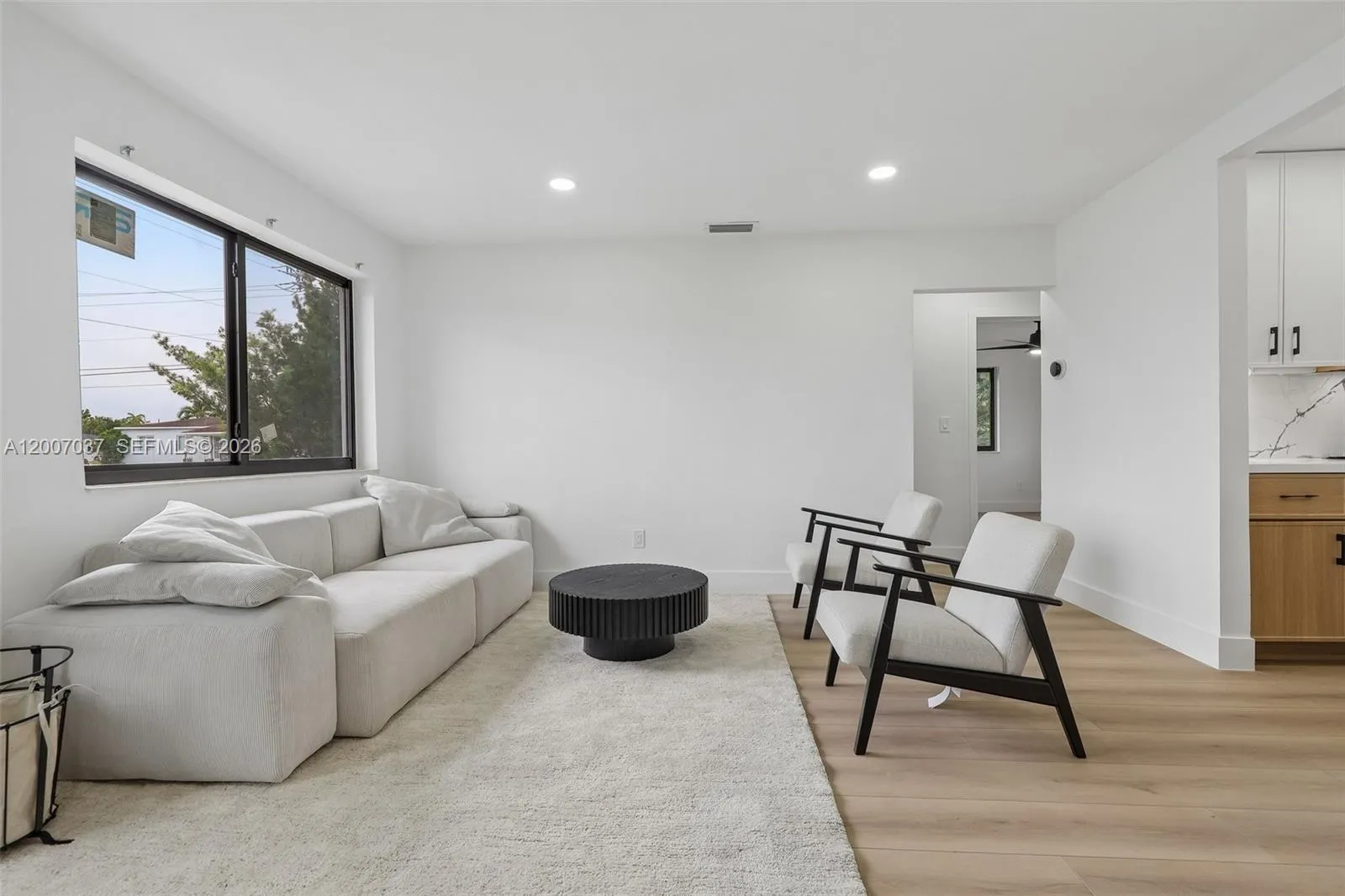 6595 Sw 31st St, Miami, Florida 33155, Miami, Florida 33155, 2 Bedrooms Bedrooms, ,1 BathroomBathrooms,Residential,For Sale,6595 Sw 31st St, Miami, Florida 33155,A12007037