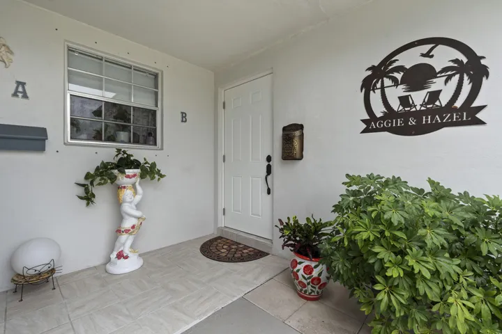 FRONT ENTRY
