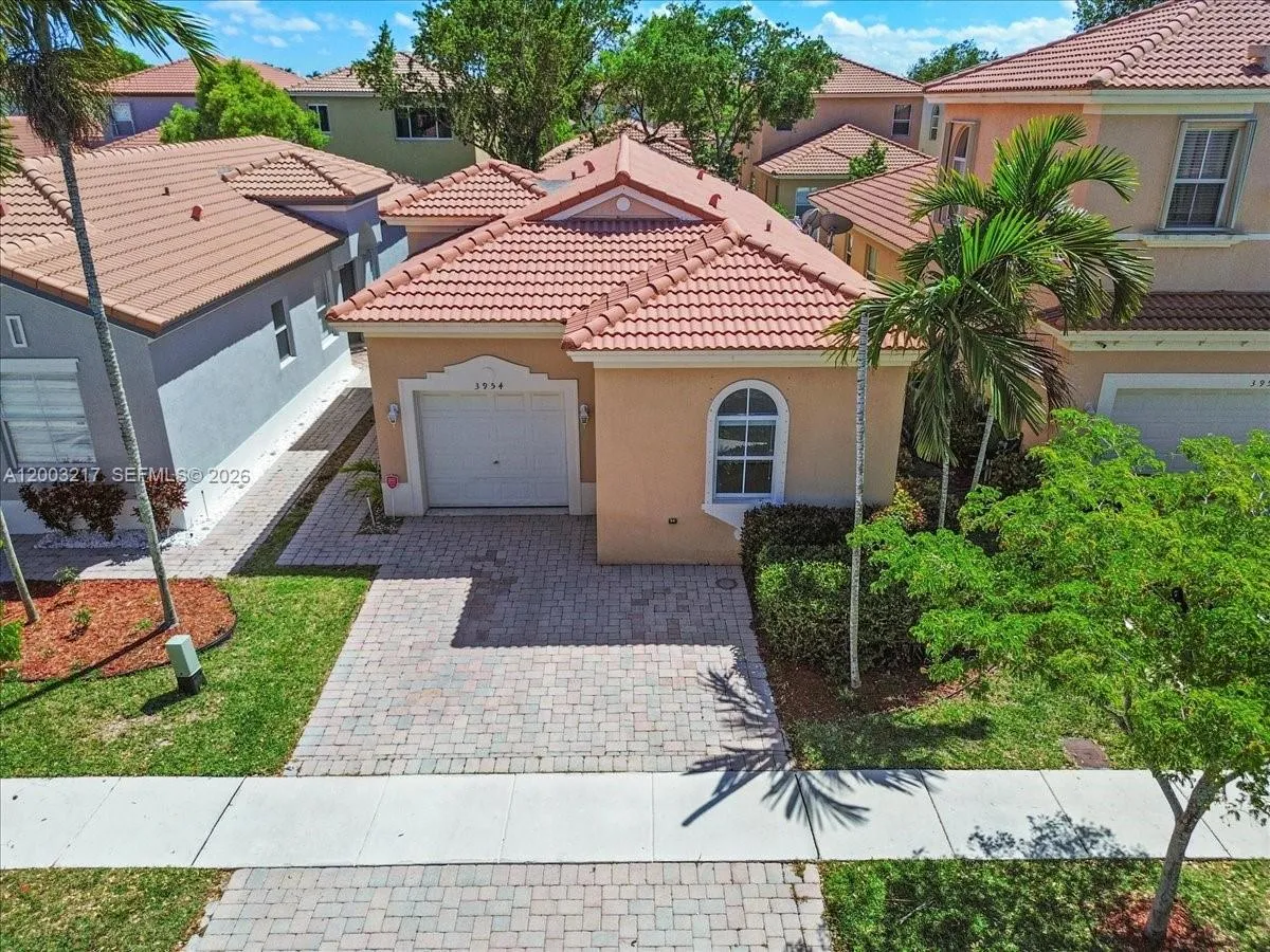 3954 Ne 13th Dr, Homestead, Florida 33033, Homestead, Florida 33033, 4 Bedrooms Bedrooms, ,2 BathroomsBathrooms,Residential,For Sale,3954 Ne 13th Dr, Homestead, Florida 33033,A12003217