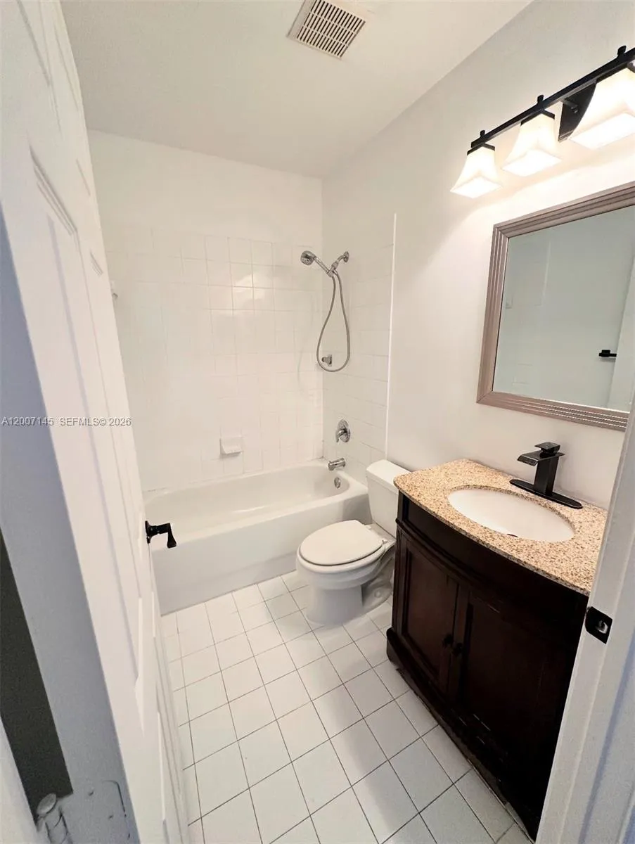 2641 Sw 83rd Ave 102, Miramar, Florida 33025, Miramar, Florida 33025, 3 Bedrooms Bedrooms, ,2 BathroomsBathrooms,Residential Lease,For Rent,2641 Sw 83rd Ave 102, Miramar, Florida 33025,A12007145