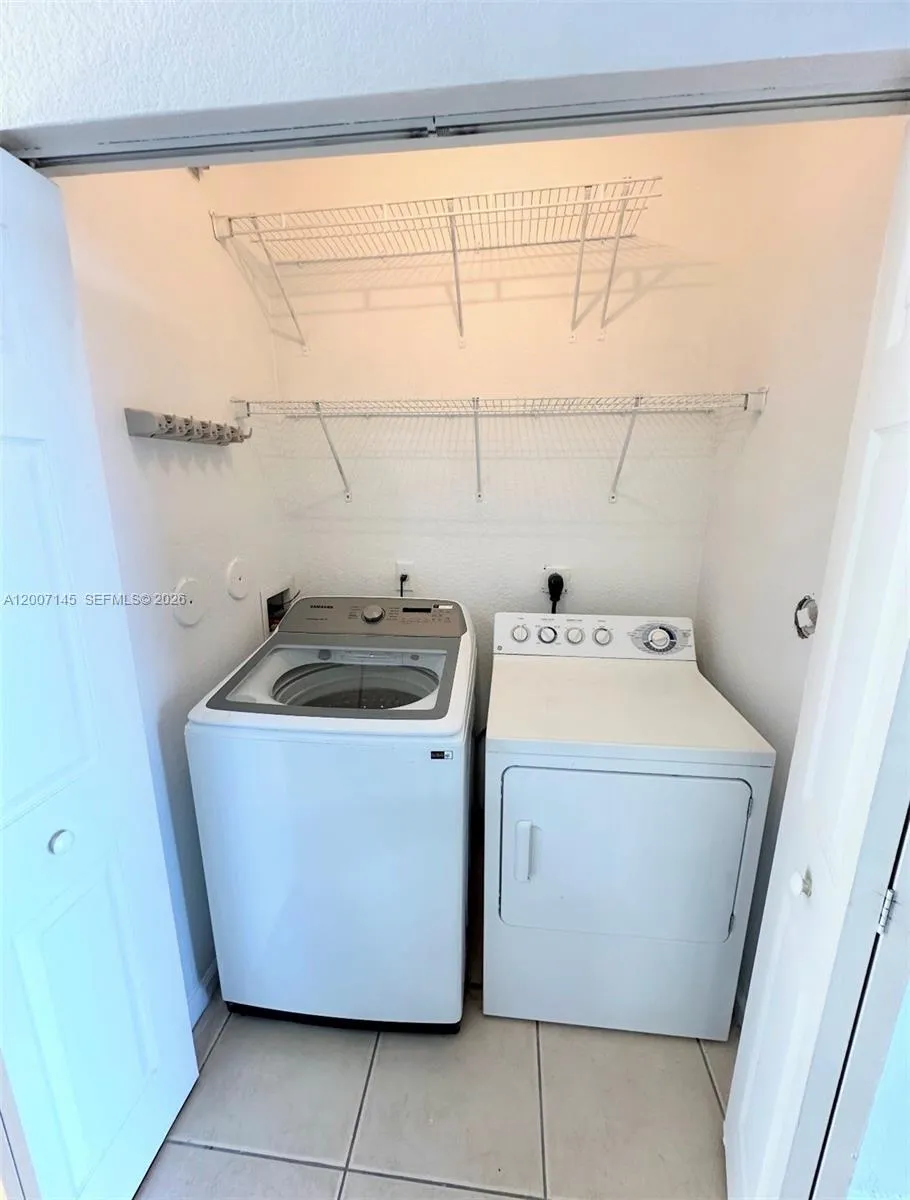 2641 Sw 83rd Ave 102, Miramar, Florida 33025, Miramar, Florida 33025, 3 Bedrooms Bedrooms, ,2 BathroomsBathrooms,Residential Lease,For Rent,2641 Sw 83rd Ave 102, Miramar, Florida 33025,A12007145