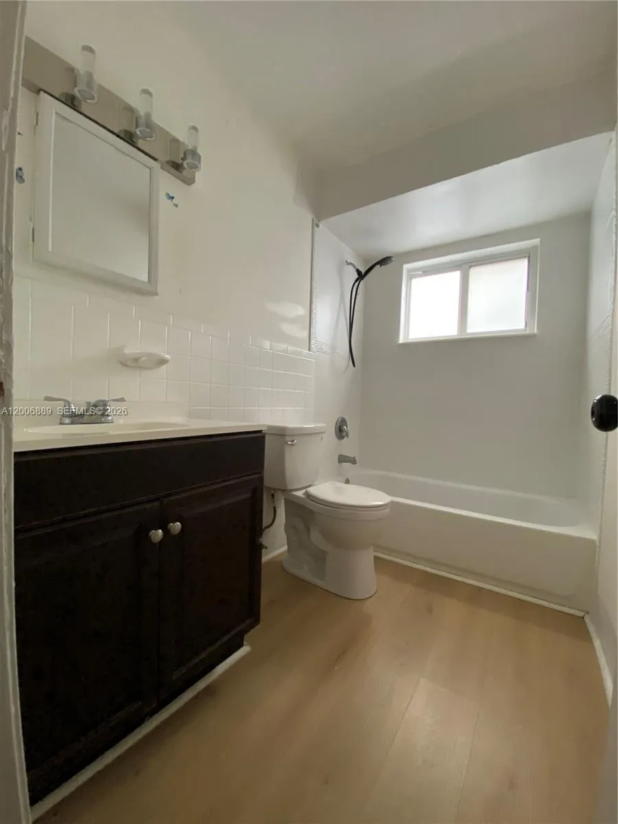 6132 Sw 39th St R, Miramar, Florida 33023, Miramar, Florida 33023, 2 Bedrooms Bedrooms, ,1 BathroomBathrooms,Residential Lease,For Rent,6132 Sw 39th St R, Miramar, Florida 33023,A12006889