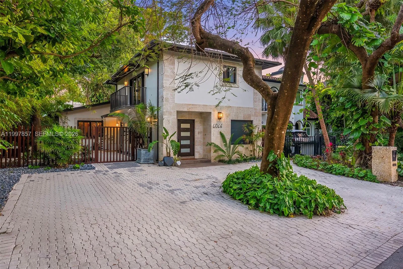 4046 El Prado Blvd, Miami, Florida 33133, Miami, Florida 33133, 3 Bedrooms Bedrooms, ,2 BathroomsBathrooms,Residential,For Sale,4046 El Prado Blvd, Miami, Florida 33133,A11997857