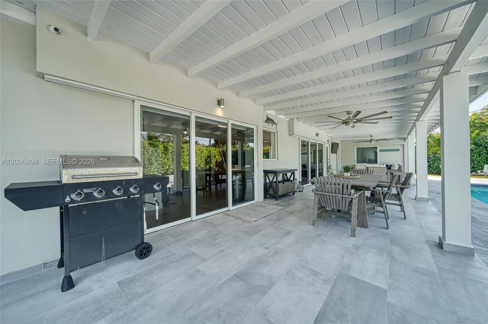 10600 Sw 80th Ct 1, Miami, Florida 33156, Miami, Florida 33156, 4 Bedrooms Bedrooms, ,3 BathroomsBathrooms,Residential Lease,For Rent,10600 Sw 80th Ct 1, Miami, Florida 33156,A12006894