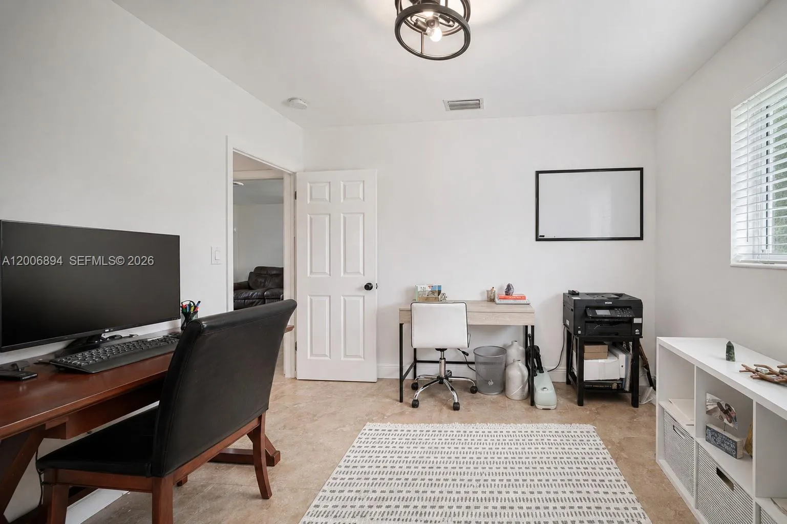 10600 Sw 80th Ct 1, Miami, Florida 33156, Miami, Florida 33156, 4 Bedrooms Bedrooms, ,3 BathroomsBathrooms,Residential Lease,For Rent,10600 Sw 80th Ct 1, Miami, Florida 33156,A12006894