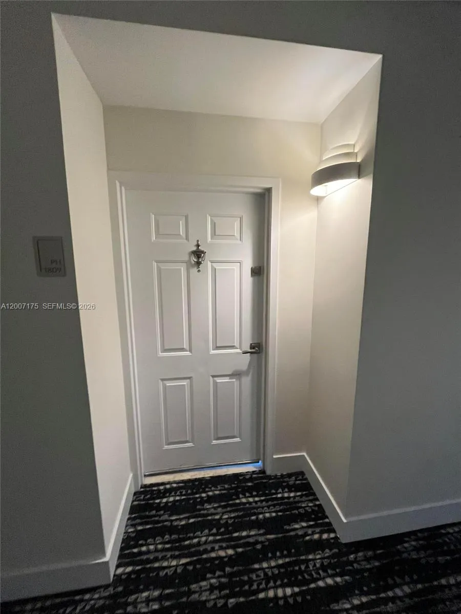 540 Brickell Key Dr 1809, Miami, Florida 33131, Miami, Florida 33131, 1 Bedroom Bedrooms, 1 Room Rooms,1 BathroomBathrooms,Residential,For Sale,540 Brickell Key Dr 1809, Miami, Florida 33131,A12007175