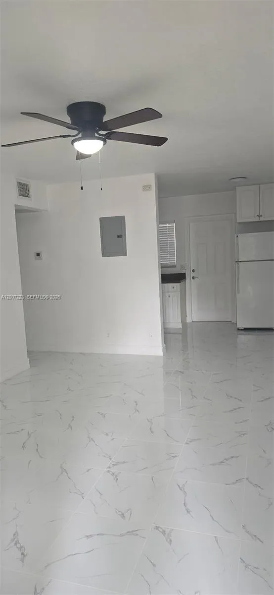 3260 Ne 19th Ave 09, Oakland Park, Florida 33306, Oakland Park, Florida 33306, 1 Bedroom Bedrooms, ,1 BathroomBathrooms,Residential Lease,For Rent,3260 Ne 19th Ave 09, Oakland Park, Florida 33306,A12007223