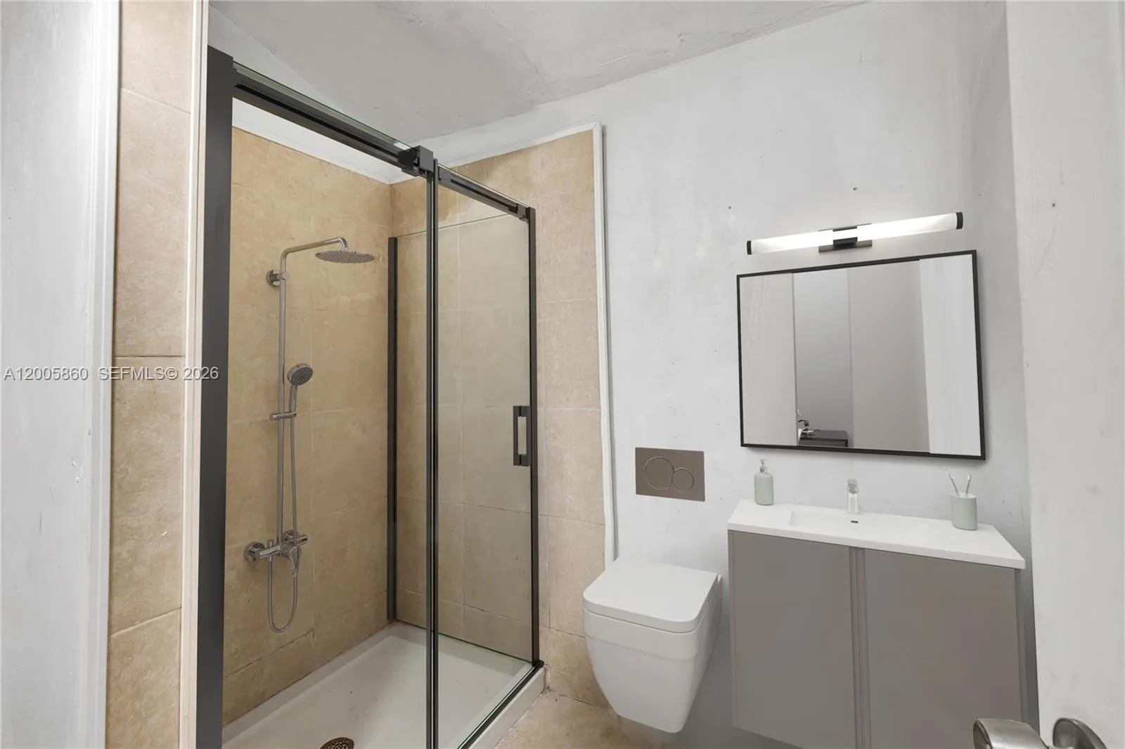 Virtually staged photo