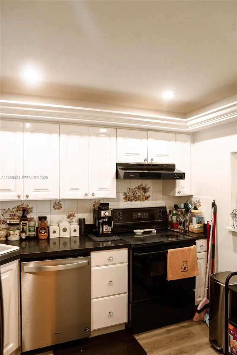 2780 Ne 183rd St 2108, Aventura, Florida 33160, Aventura, Florida 33160, 1 Bedroom Bedrooms, ,2 BathroomsBathrooms,Residential,For Sale,2780 Ne 183rd St 2108, Aventura, Florida 33160,A12005031