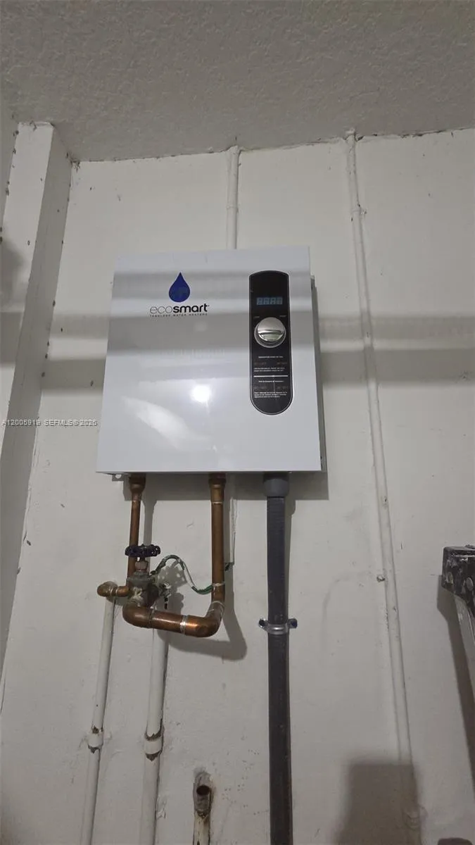 3732 Sw 153rd Ct, Miami, Florida 33185, Miami, Florida 33185, 3 Bedrooms Bedrooms, ,2 BathroomsBathrooms,Residential,For Sale,3732 Sw 153rd Ct, Miami, Florida 33185,A12005919