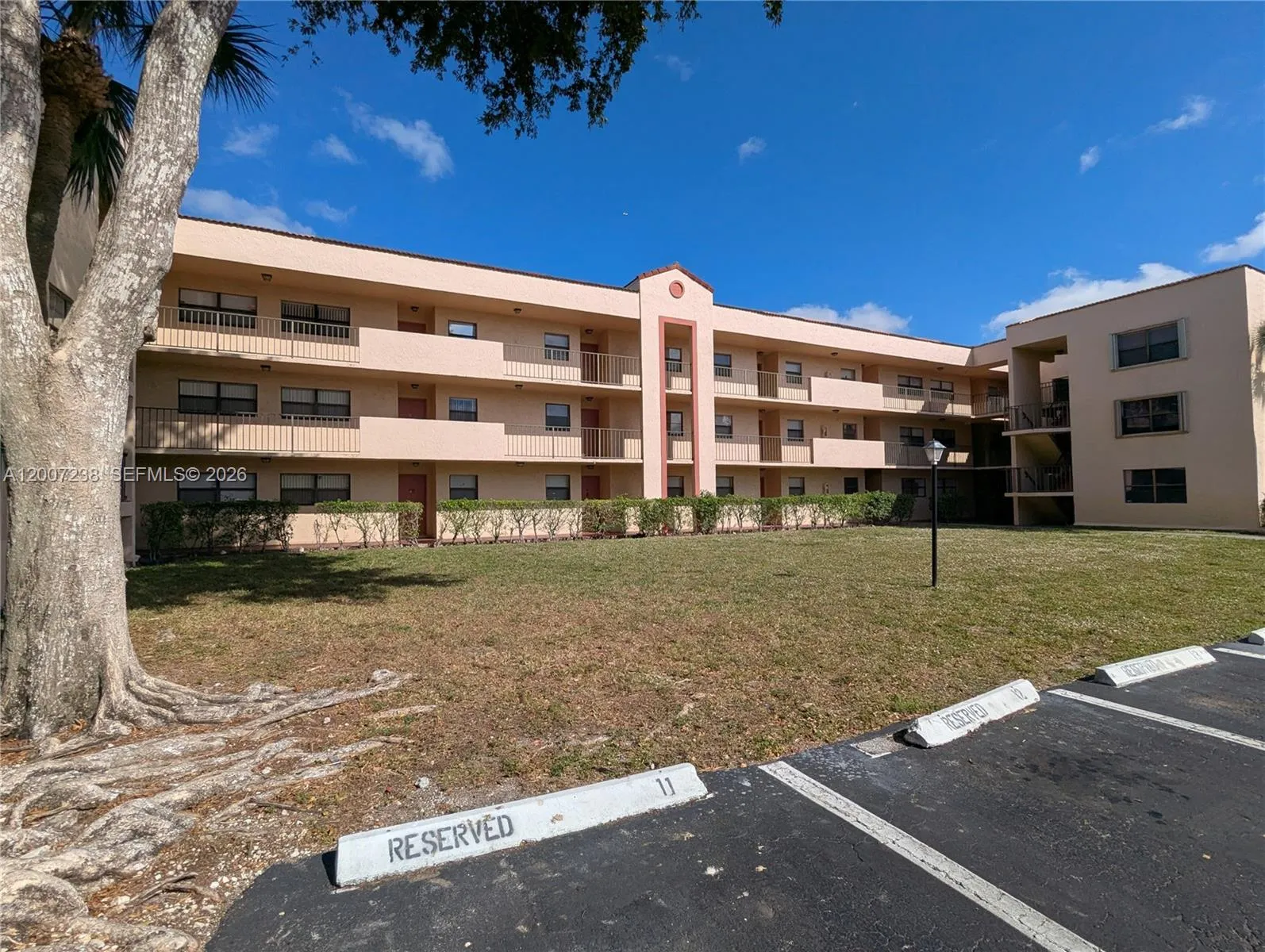 3399 Foxcroft Rd 103, Miramar, Florida 33025, Miramar, Florida 33025, 2 Bedrooms Bedrooms, ,2 BathroomsBathrooms,Residential Lease,For Rent,3399 Foxcroft Rd 103, Miramar, Florida 33025,A12007238